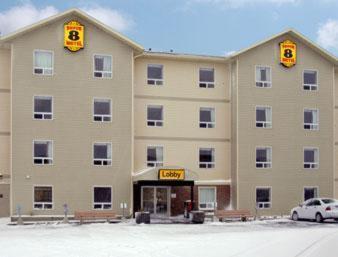 Super 8 By Wyndham Yellowknife Hotel Exterior photo